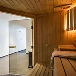 Suite Home Porticcio Hotel apartamentowy 4*