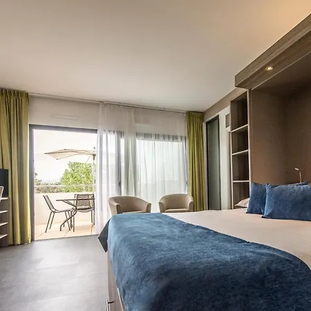 Suite Home Porticcio Lägenhetshotell 4*