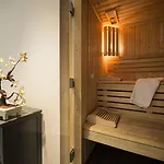 Hotel Suite Home 4*
