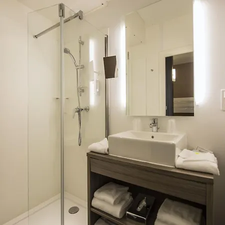 Apart-hotel Suite Home Porticcio 4*