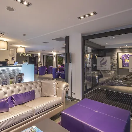 فندق سويت هوم 4* بورْتِكْسْيو