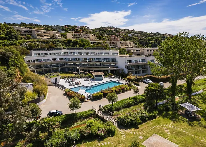 Suite Home Porticcio Apartahotel Porticcio (Corsica)